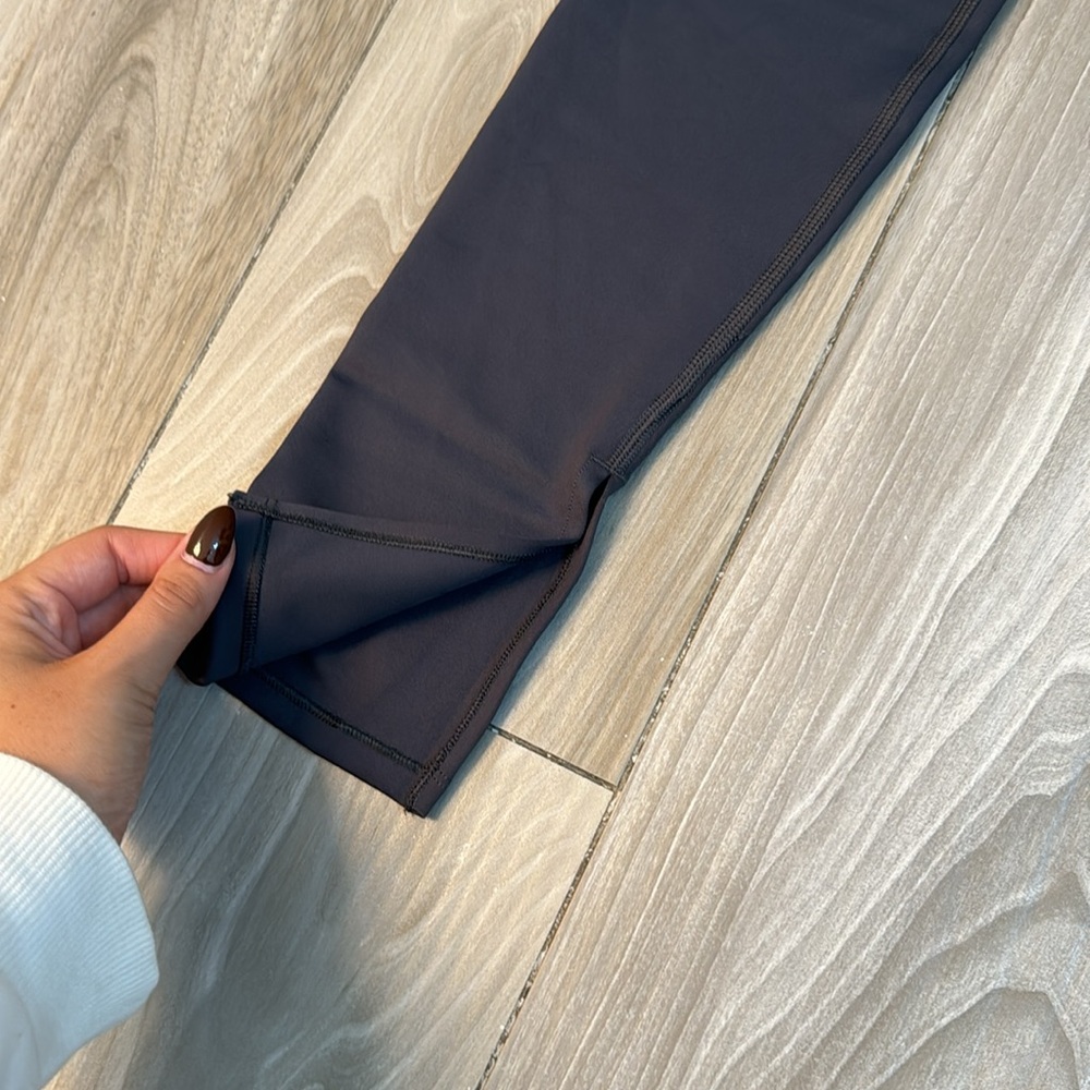 Alo Slit Leggings Size M - Picture 2 of 7